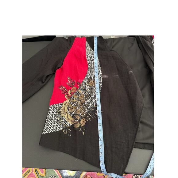 Chico's Blazer Black Red Art To Wear Mixed Media Sequin Open Front Relaxed XL - Picture 11 of 11